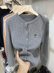 <span class=keywords><strong>Pull</strong></span> à col rond uni à manches longues, <span class=keywords><strong>veste</strong></span> en tricot pour femme, nouvel article, brodé avec un motif d'ours en peluche - Product Image 2