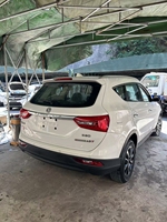 Prix bas Dongfeng Glory 580 nouvelles voitures essence 1.5T 5 portes 7 sièges SUV 2016-2018 ans