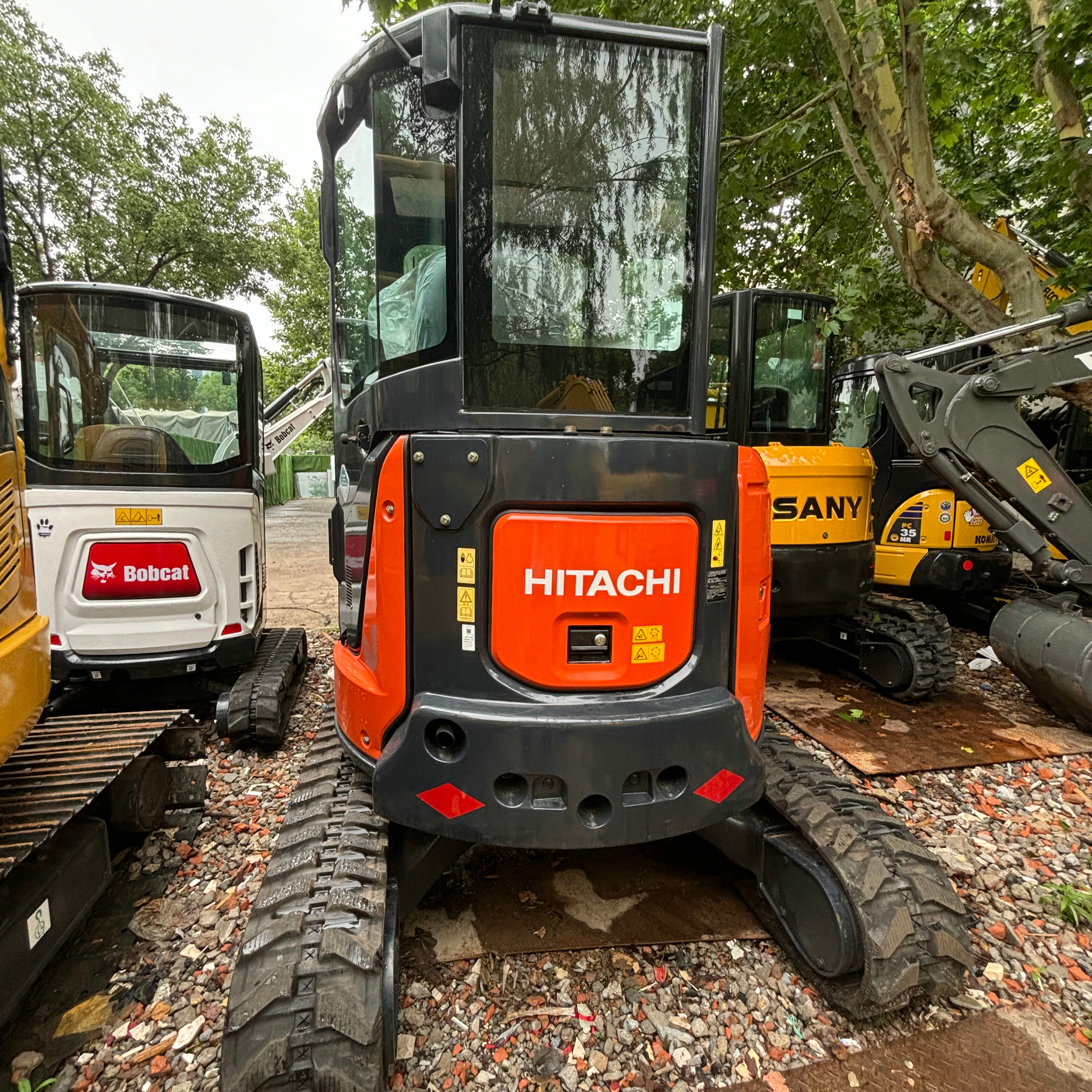 Fiat Hitachi Excavators - Reliable & Efficient Machines