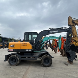 Excavatrice sur pneus hydraulique Xinyuan C85M d'occasion de Chine pour travaux de terrassement et exportation - Product Image 3