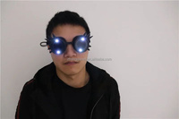 Mode LED Kaléidoscope Lunettes Plus de 350 Modes Lumières Intenses Lunettes DJ Rave Costume Party Halloween Lunettes
