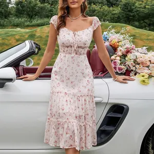 फूल मुद्रित महिला शिरिंग ड्रेस रैंडम फ्लोरल प्रिंट शिर्रेड कमर नॉट फ्रंट रफ़ल हेम ड्रेस
