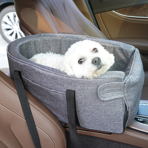 Asiento de coche para perros con consola central desmontable al por mayor para perros pequeños con cinturón de seguridad y parte inferior antideslizante para uso en viajes - Product Image 2