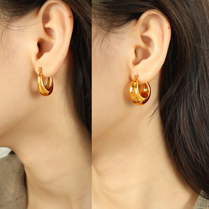 Pendientes de aro chapados en oro de acero de titanio, gruesos y huecos, para mujer, joyería de moda - Product Image 4