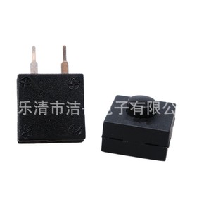 Interruptor autoblocante negro de 12x12, 3A, 6-35VDC, SPST, a prueba de polvo, IP40, para linterna - Product Image 1