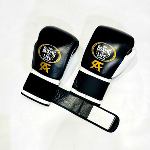 2025 nuevo hecho a medida de alta calidad de cuero de vaca genuino negro/blanco sin boxeo sin vida guantes de boxeo con cordones para adultos - Product Image 1