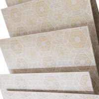 Décoration intérieure Maison Plafond Carreaux de Plafond 595*7Mm Plafon Pvc Ceil Gypsun Platre Plafond Pvc Plafond Carreaux de gypse
