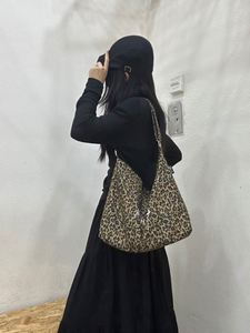 Bolsa de Compras de Lona de Algodón con Estampado de Leopardo Retro Personalizada, Bolsa de Gran Capacidad con Transferencia Térmica - Product Image 5