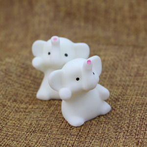 ตุ๊กตาช้าง TPR ยี่ห้อ Jincan ของเล่นนุ่มนิ่มน่ารัก บีบได้ คลายเครียด รูปสัตว์ขนาดเล็ก เหมาะสำหรับเด็กหญิงและเด็กชาย - Product Image 5