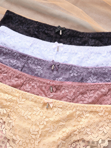 562 charmant dentelle femmes sous-vêtements Transparent dentelle conception doux confortable mi-taille grandes tailles slips pour dames - Product Image 3