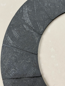 Vente en gros OEM <span class=keywords><strong>de</strong></span> <span class=keywords><strong>parement</strong></span> d'embrayage <span class=keywords><strong>de</strong></span> voiture en cuivre sans amiante <span class=keywords><strong>Prix</strong></span> utilisé pour la doublure <span class=keywords><strong>de</strong></span> camion <span class=keywords><strong>plaquette</strong></span> <span class=keywords><strong>de</strong></span> frein <span class=keywords><strong>plaquette</strong></span> <span class=keywords><strong>de</strong></span> frein garniture <span class=keywords><strong>de</strong></span> frein - Product Image 4