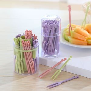 Tenedores de plástico desechables de colores para servir postres dulces en fiestas - Product Image 1