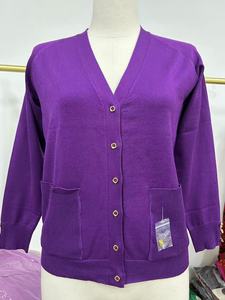 Bottone Speciale per Parte Anteriore e Maniche e Cardigan con Tasche, Classico Scollo a V con Tasche, Oltre 350 Opzioni di Colore, Maglione Semplice da <span class=keywords><strong>Donna</strong></span> - Product Image 4