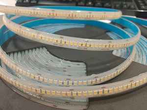 Hoge lumen 2835 SMD LED-strip 168 LEDs/<span class=keywords><strong>M</strong></span> DC 24V 8MM PCB LED-strip flexibele zelfklevende LED-strip met betrouwbare hechting - Product Image 3