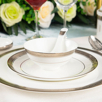 P & T Chine gros décalcomanies assiettes ensembles vaisselle écologique porcelaine vaisselle de luxe vaisselle ruban