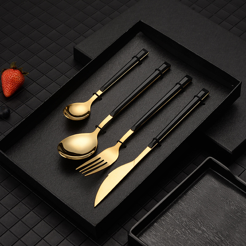 ทอง 4 ชิ้น