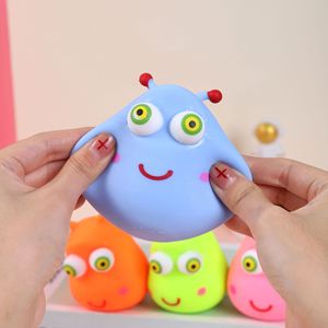 Produit phare : Poupée musicale anti-stress à yeux qui sortent, jouet amusant pour la relaxation des yeux - Product Image 4