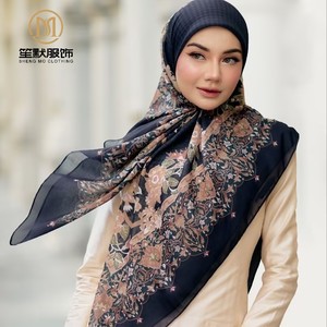 SHENGMO 45 cotone Bawal cotone lacci 110 da taglio * 110 stampato Hijab musulmano sciarpa scialle all'ingrosso della fabbrica di Design personalizzato - Product Image 1