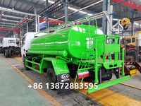 Camion-citerne d'arrosage Howo 8000L 4x2 Diesel RHD/LHD avec pompe pour l'irrigation des jardins en Ouganda