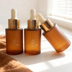 Flacons compte-gouttes en verre de luxe personnalisés pour soins de la peau, emballage cosmétique vert pastel pour huiles - Product Image 3