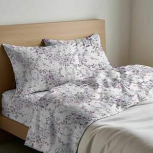 Ensemble de draps Acquerello 100% coton, taille double allemande, motif floral, taies d'oreiller incluses - Product Image 3