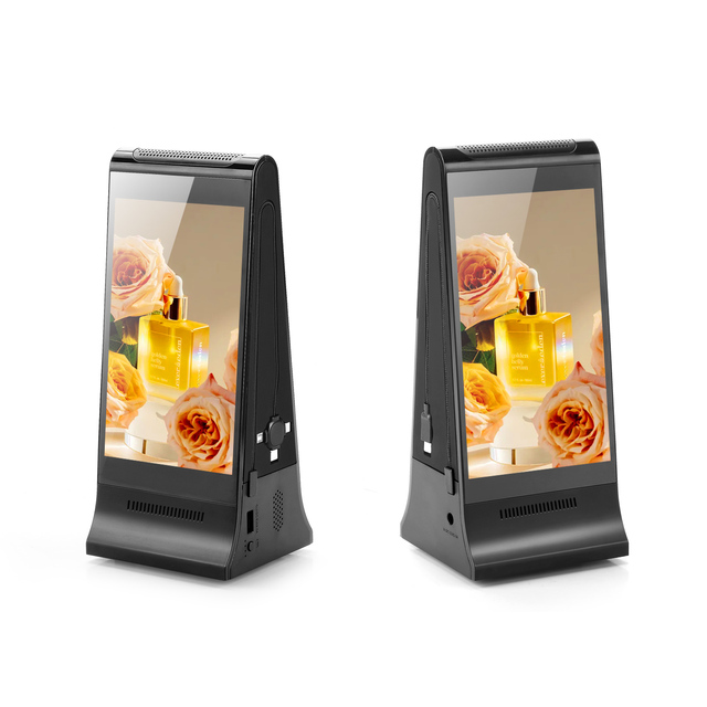 Electronics Technology Products 7 Inch Tabletop Advertising Charging Display 23200mAh Power Bank Station