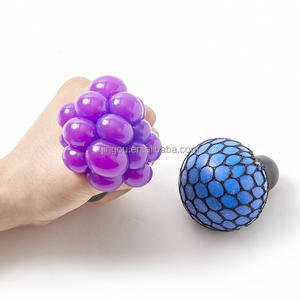 Pelotas Antiestrés de <span class=keywords><strong>Malla</strong></span> Marca JO, 5-7 cm, Juguetes Blandos de TPR Color Uva, para Niños de 8 a 13 Años, Alivio del Estrés - Product Image 4