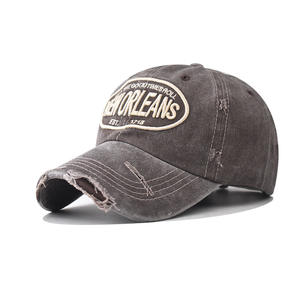 Vente en gros de casquettes de baseball en coton de style extérieur délavé avec broderie de grandes lettres anglaises unisexes - Product Image 2