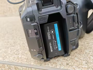 Máy quay phim 4K Sony PXW-FS5, máy quay <span class=keywords><strong>video</strong></span> đã qua sử dụng, nguyên bản, hệ thống <span class=keywords><strong>camera</strong></span> 4K Super 35, máy quay phim XDCAM, dùng cho sự kiện, thể thao, phát trực tuyến - Product Image 4