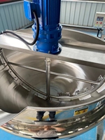 Autocuiseur industriel à vapeur manuel inclinable de 50 L / Marmite à double enveloppe pour la cuisson