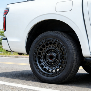 Jantes forgées sur mesure tout-terrain avec anneaux de blocage de pneus run-flat noirs, jantes 4x4 adaptées à la Dodge Charger <span class=keywords><strong>6x</strong></span> 139.<span class=keywords><strong>7</strong></span> 17x8.5 -10 -28 - Product Image 4