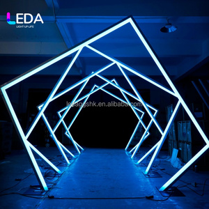 Arche lumineuse LED RGB en métal pour intérieur et extérieur, tunnel lumineux en forme de diamant, décoration d'entrée pour mariage, événements, fête d'anniversaire, festival de musique - Product Image 3
