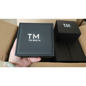 Venta Directa de Fábrica, Caja de Reloj Clásica de PU Negra, Caja de Reloj de Cuero con Logotipo Personalizado para Hombre y Mujer, Estuche para Pulsera, Empaque de Regalo de Lujo - Product Image 6