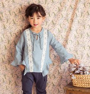 Camiseta de Verano para Niña, Nueva Moda, Blanca y Negra a Cuadros, con Cordones y Mangas Abullonadas - Product Image 3
