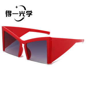 แว่นกันแดดทรงแคทอาย สีดำ UV400 แฟชั่นกลางแจ้งสำหรับทุกเพศ - Product Image 2