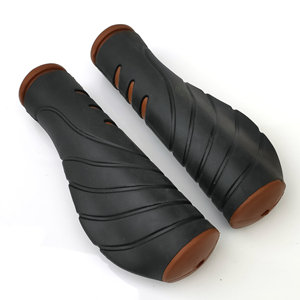 Puños para Manillar de Bicicleta, 22.2mm de Diámetro Interior, 13cm, Goma Suave para Bicicletas de Montaña, Hechos en Canadá - Product Image 4