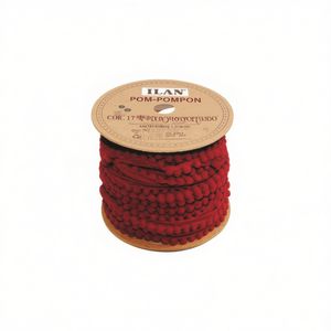Nastro Pom-Pom da 1 cm di larghezza, 20 iarde, rosso, per cucito e decorazioni - Product Image 1