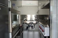 Grill en fibre de verre standard UE/USA, fumoir, cuisine mobile entièrement équipée pour la restauration rapide, la crème glacée, les hot-dogs, les bonbons, les chips et les produits alimentaires de concession