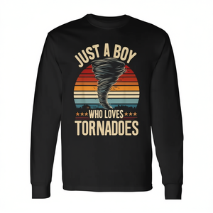 Juste un garçon qui aime les tornades T-shirt à manches longues Storm Chaser Meteorology - Product Image 2