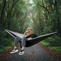 Hamac de camping léger en tissu parachute color block pour une ou deux personnes, lit suspendu portable pour les voyages en plein air