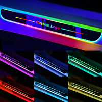 Lampu Proyektor Laser Mobil Sensor Magnetik Universal, Lampu Sambutan Pintu Mobil LED RGB Isi Ulang USB Nirkabel Kustom
