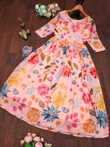 Vestido Maxi indio elegante de Georgette con patrón de cuello intrincado-Vestidos Casuales - Product Image 3