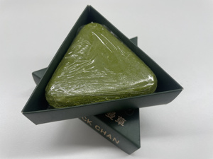 สบู่สมุนไพรธรรมชาติยูสมา<span class=keywords><strong>น</strong></span> สำหรับ<span class=keywords><strong>ผม</strong></span>ร่วง สบู่ทำมือ รูปทรงสามเหลี่ยม สีเขียวเจ็ดสี สำหรับทุกเพศทุกสภาพผม - Product Image 2