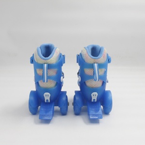 Pattini a rotelle per bambini con tripla protezione di sicurezza, 2 misure regolabili, ruote luminose divertenti, regalo fantastico per bambini - Product Image 4