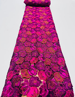 NI.AI Nouvelle mode Tissu en dentelle guipure florale 3D Dentelle rouge en cordon Dentelle africaine brodée Tissu en dentelle soluble dans l'eau pour fête de mariage