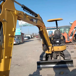 Mini-excavatrice Caterpillar 303 Cr d'occasion, 3-3,5t, petite pelle avec moteur Cat de Japon, composant moteur principal, en vente rapide - Product Image 5