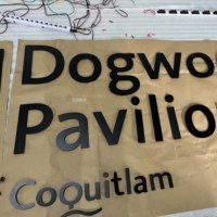 Letras Sólidas Pintadas de Acero Inoxidable 304 de Precisión |   Placas de Identificación Personalizadas para Interiores, Ecológicas y de Fácil Instalación