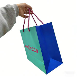 Sacs en papier de luxe bicolores bleu sarcelle et bleu avec logo personnalisé - Sacs d'emballage de marque imprimés à l'intérieur et à l'extérieur avec poignées en corde - Product Image 4