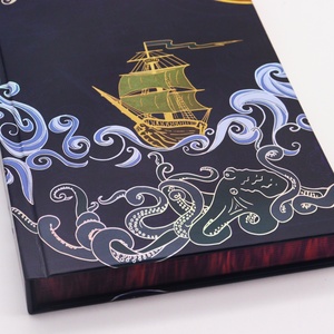 Service d'impression de livres personnalisés : édition spéciale de roman fantastique, couverture rigide, édition de romancier, bords pulvérisés or et argent - Product Image 4