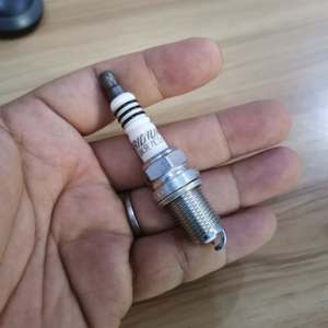 Grosir Asli NGK busi diskon besar 2667 bkr78ix OEM 7782067 V92HF-12405-BA untuk GEO/HONDA/JEEP - Product Image 2